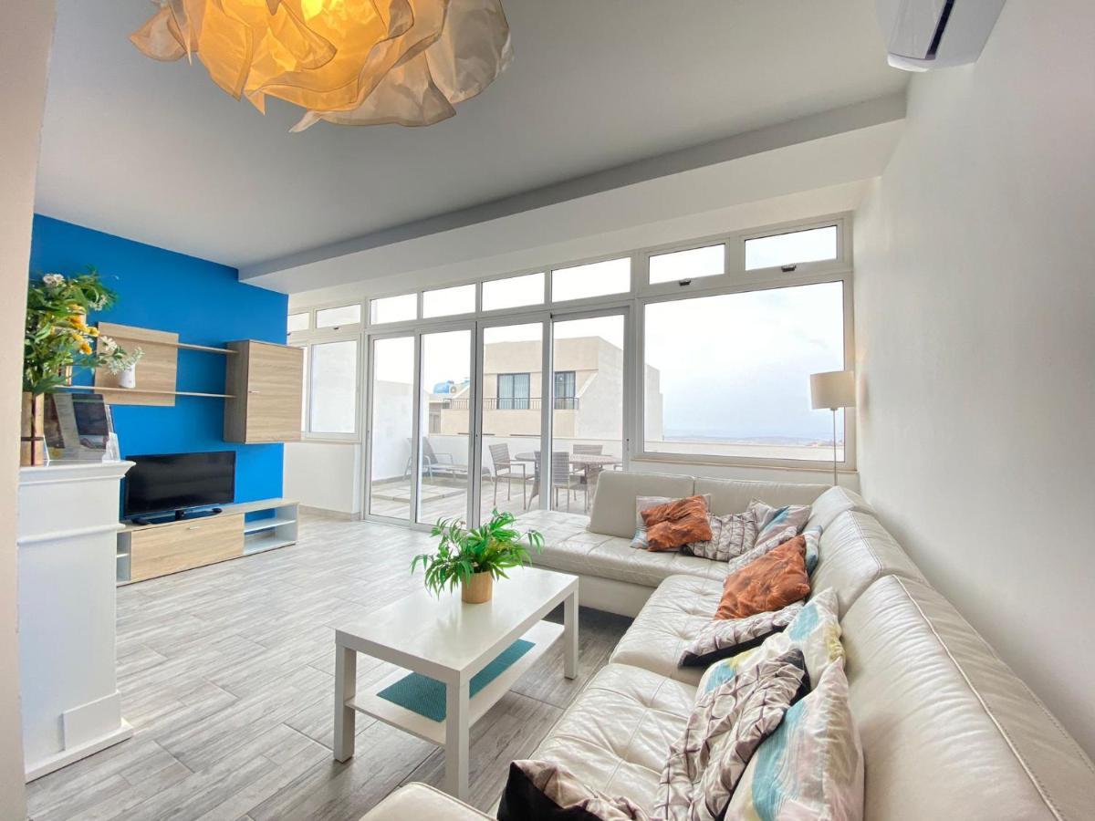 Penthouse "Maltese scent" Appartement Mellieħa Buitenkant foto