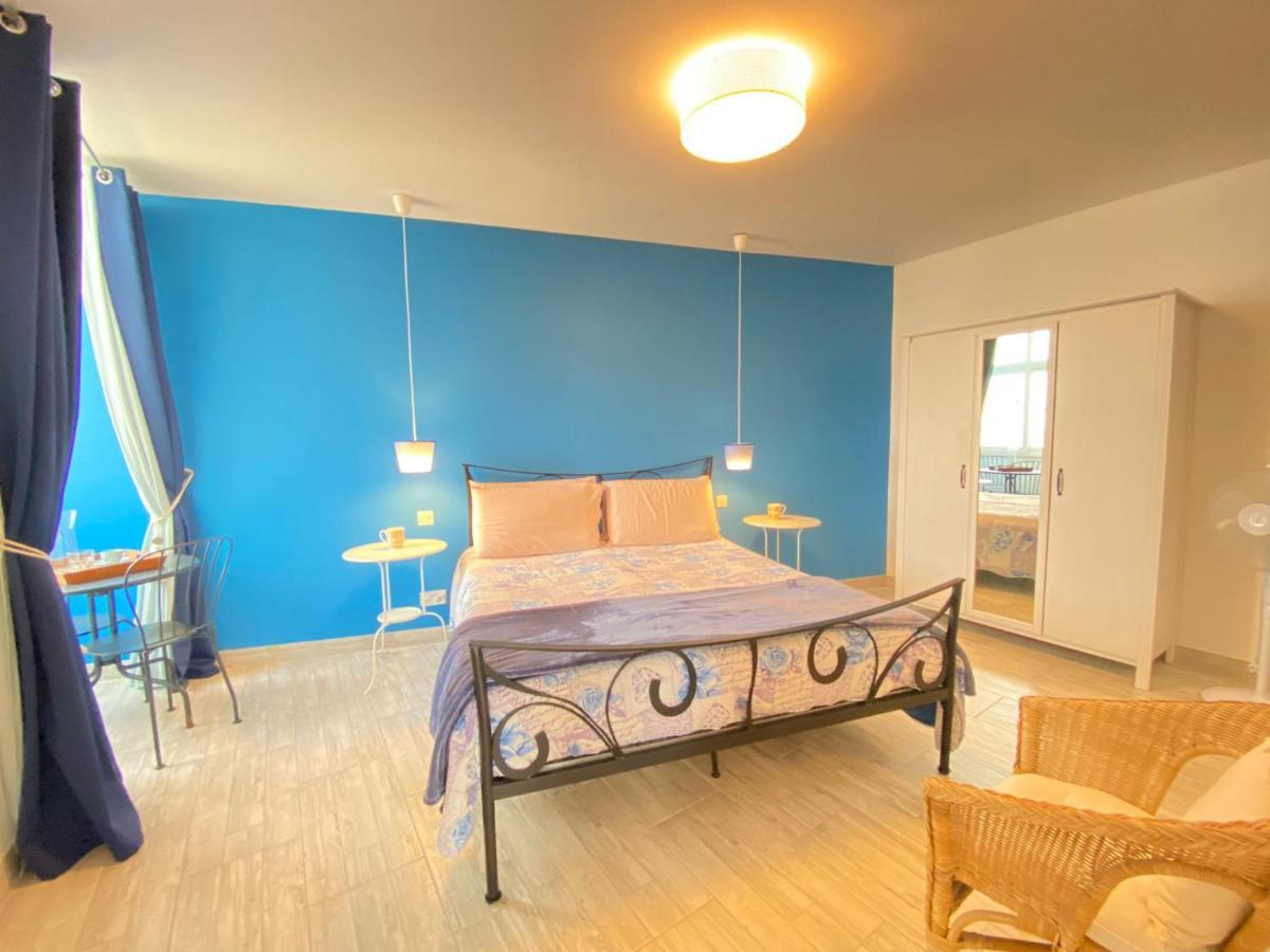 Penthouse "Maltese scent" Appartement Mellieħa Buitenkant foto