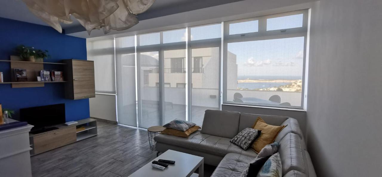 Penthouse "Maltese scent" Appartement Mellieħa Buitenkant foto