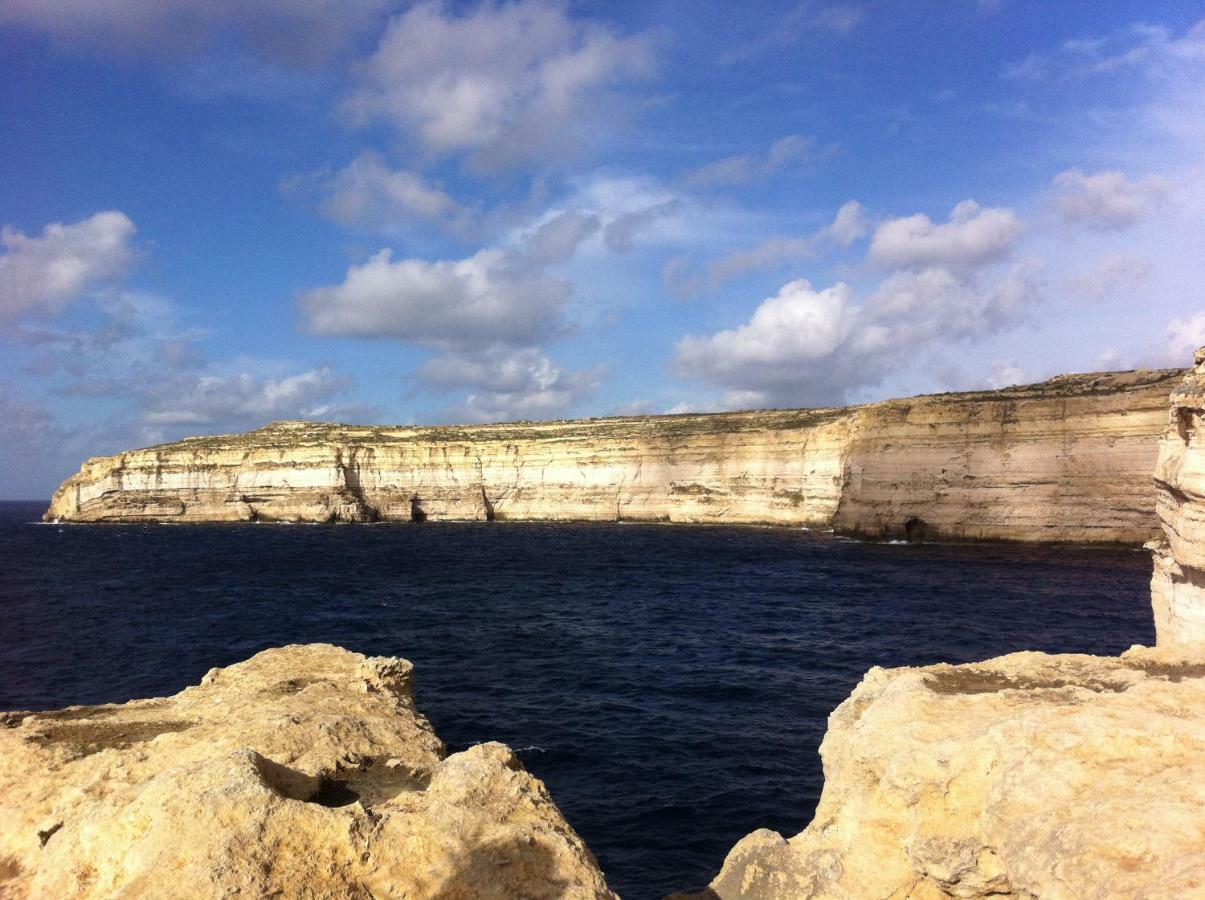 Penthouse "Maltese scent" Appartement Mellieħa Buitenkant foto
